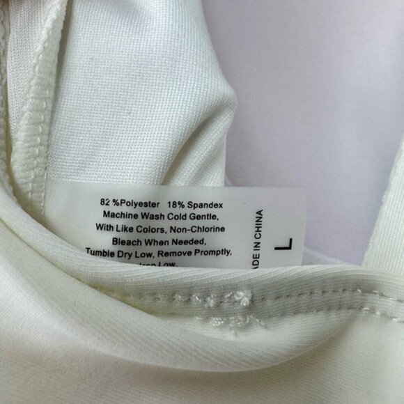 Elegant White Ruffled Bathing Suit – Size Large – Never Worn - Picture 5 of 6